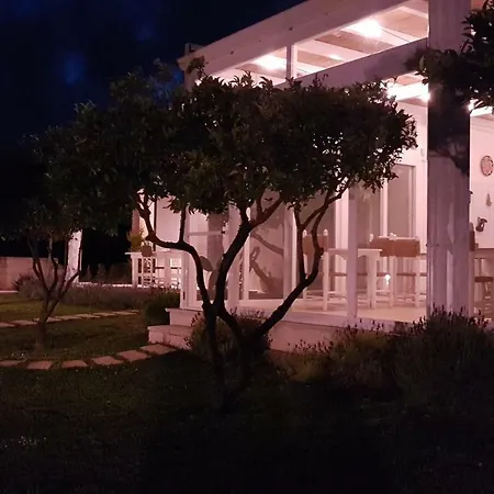 Bed & Breakfast La 'nzina Otranto